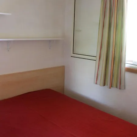 Con 2 Da Letto A 200 M Dalla